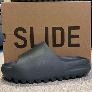 Yeezy Slides. Slate Marine. Mens Size 7. NWT